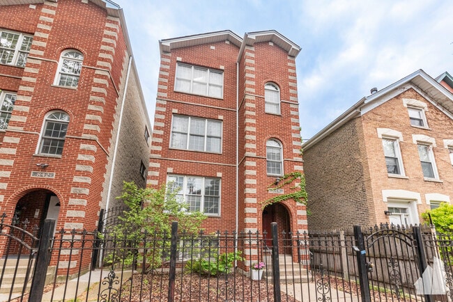 Building Photo - 844 N Wood St Unit 1 Rental