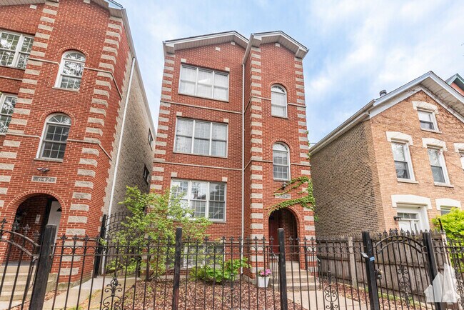 Building Photo - 844 N Wood St Unit 1 Rental