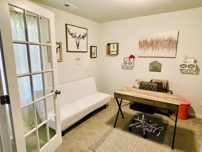 Photo - 115 Edgestone Dr.
