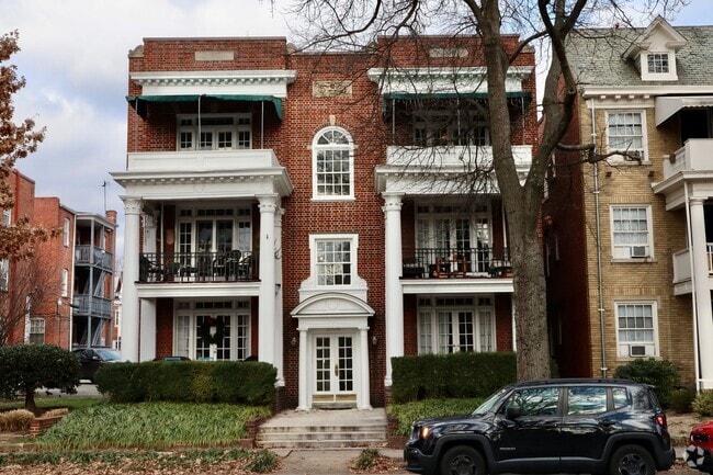 Building Photo - 3006 Monument Ave Rental