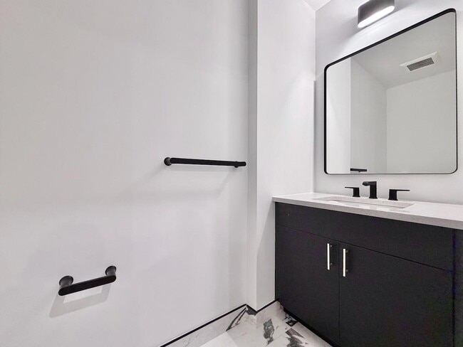 Photo - 375 Monmouth St Unit 204