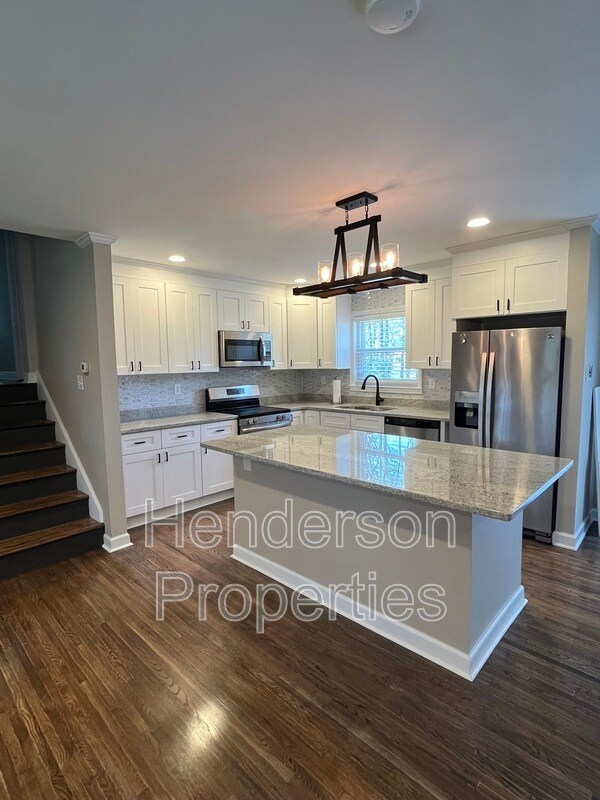 Photo - 5906 Colchester Pl