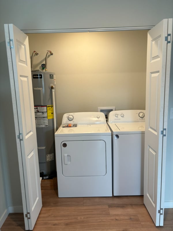 Photo - 1040 W 2nd St Unit 1C