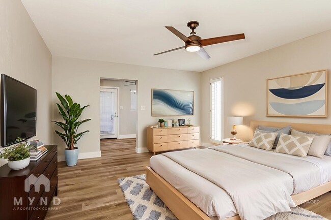 Photo - 7043 E Hearn Rd