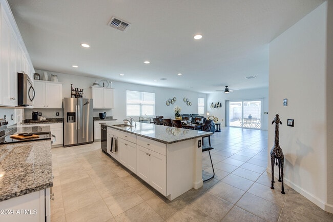 Photo - 3353 W Shanley Ave