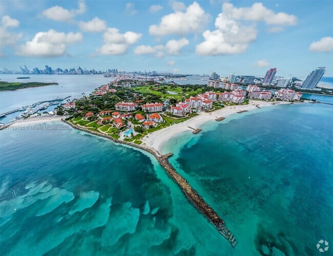 Building Photo - 19227 Fisher Island Dr Unit 19227 Rental