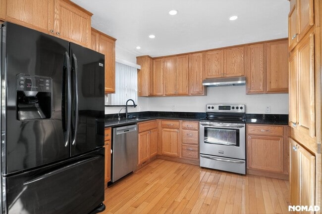 Photo - 13432 W Alaska Pl