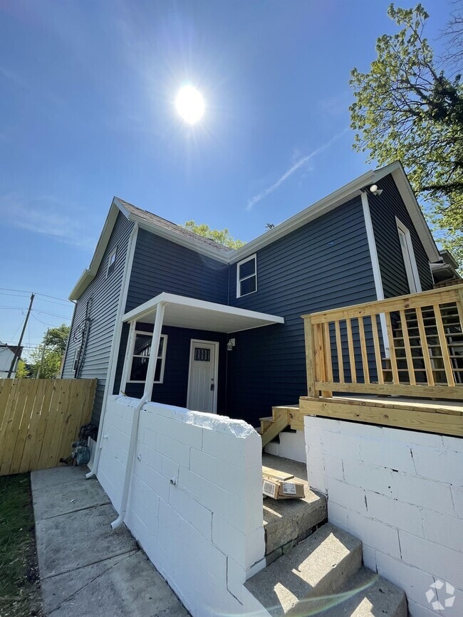 Building Photo - 956 Ellsworth Ave Rental