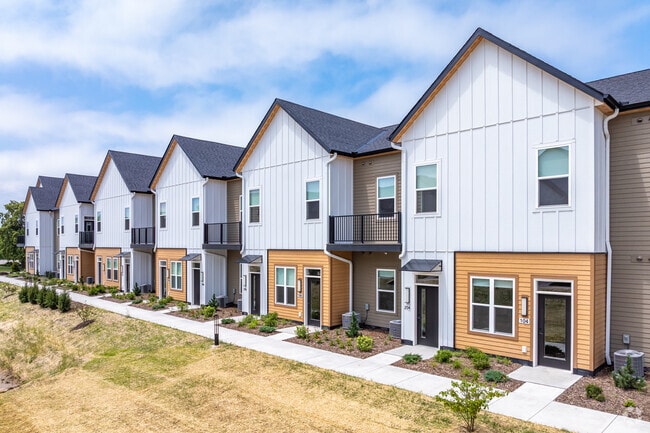 Village 43 - Village 43 Rental