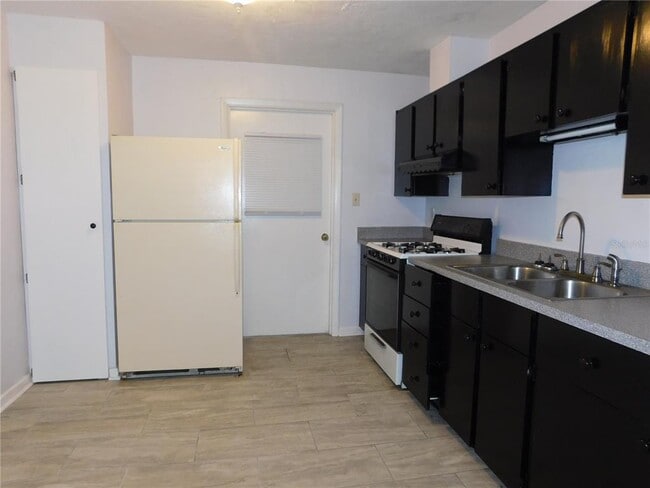 Photo - 711 NW 19th Ave
