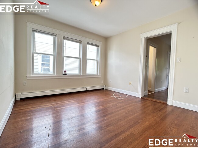 Photo - 25 Claymoss Rd Unit 1