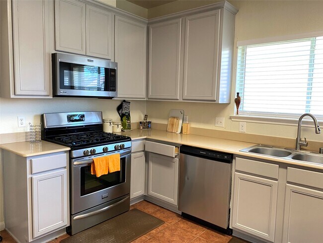 Photo - 8138 Wooded Terrace Ln