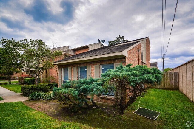 Building Photo - 9262 Westwood Village Dr Rental