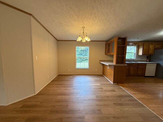 Photo - 3bed/2ba Single Family Home