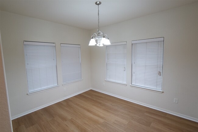 Photo - 803 Harbor Lakes Ln