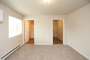 2BR, 2BA - 1,095 SF