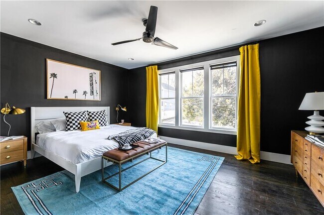 Photo - 1085 Hardee St NE