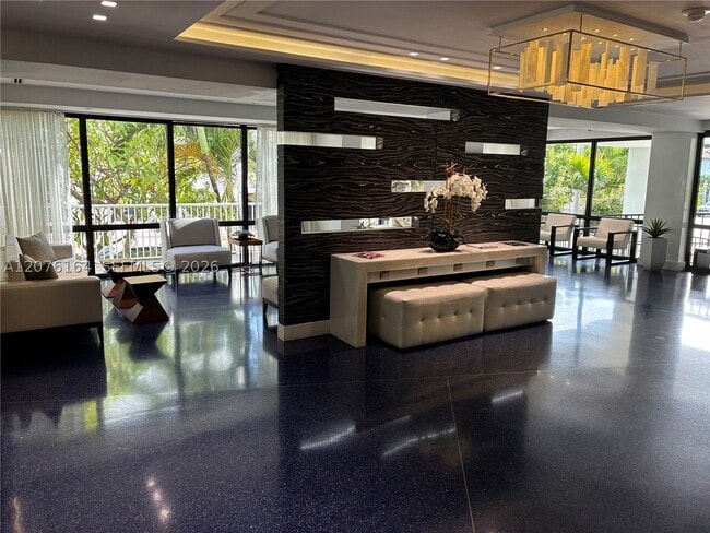 Photo - 4301 Collins Ave Unit 402