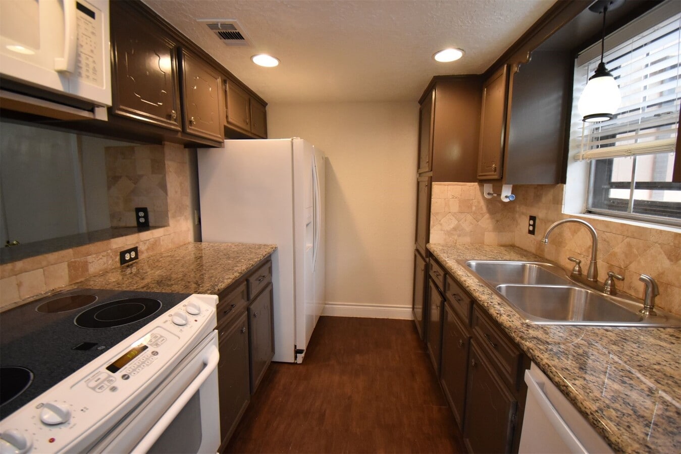 Photo - 429 Sunset Dr Unit True