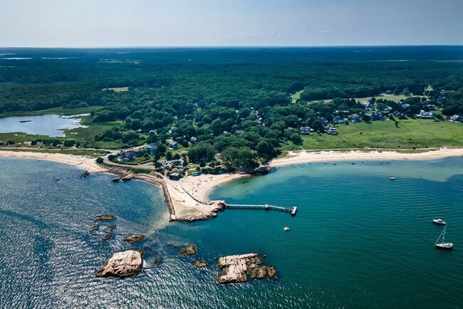 Photo - 3 Nonquitt Ave