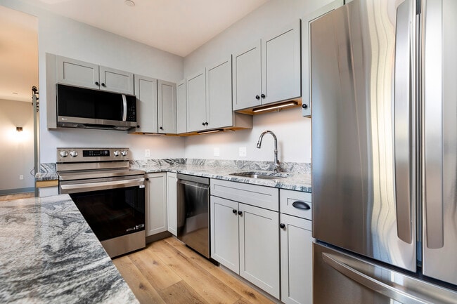 Photo - 86 Chosen Vale Ln Unidad 1N