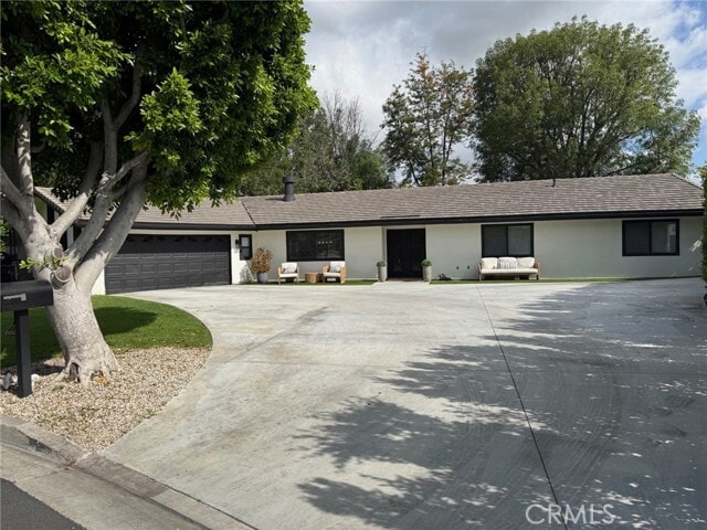 Photo - 1530 Robin Way