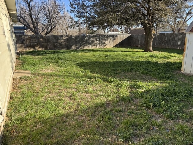 Photo - 4517 44th St