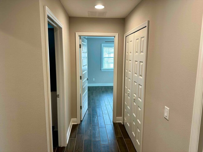 Photo - 3940 Villamore Ln