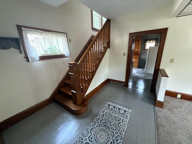 000 Maple St