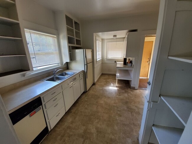 Photo - 5 Bedroom House on OSU Campus!