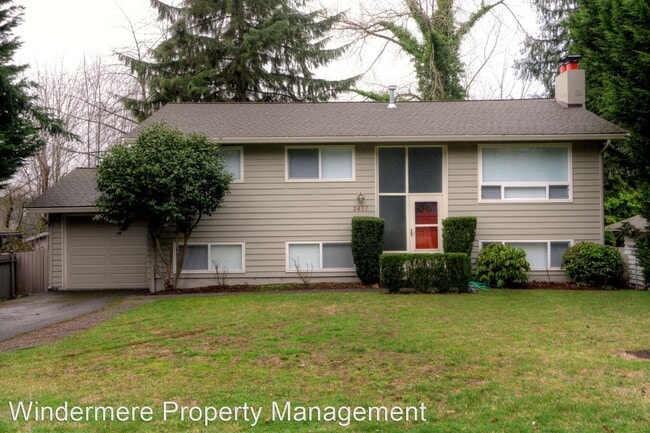 4 br, 2 bath House - 2427 138th Ave SE - 4 br, 2 bath House - 2427 138th Ave SE