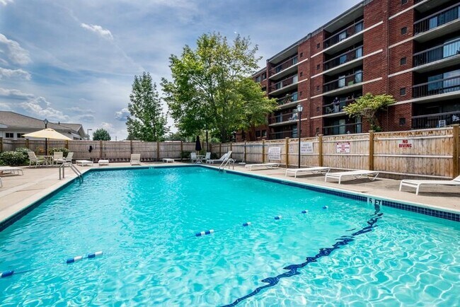 Photo - 159 Main St Unidad 16C