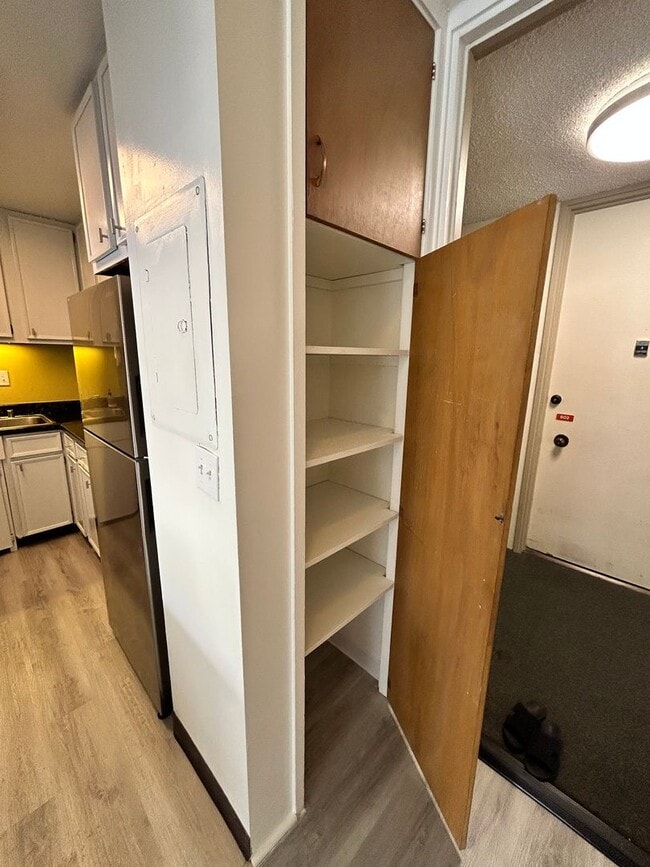 Photo - Makiki 1-bedroom