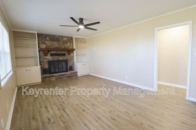 Photo - 1705 Bixby Rd