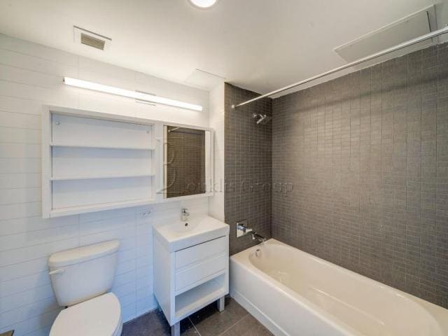 Photo - 2 bedroom in Queens NY 11106 Unit 1A
