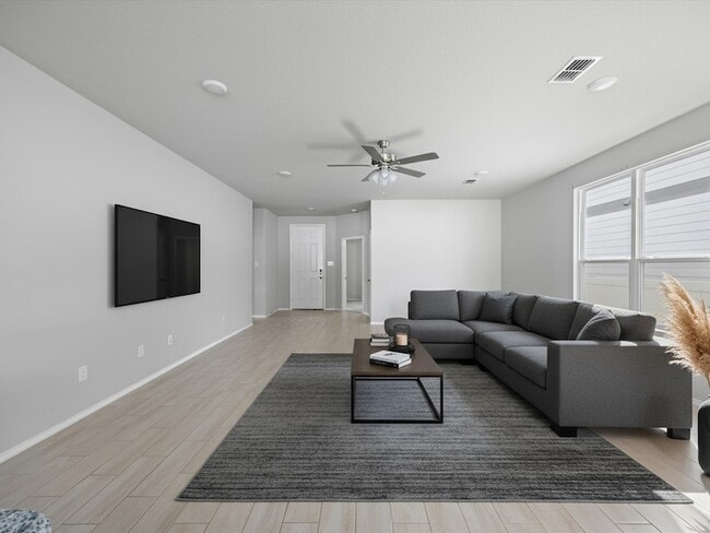 Photo - 5937 Revere Dr