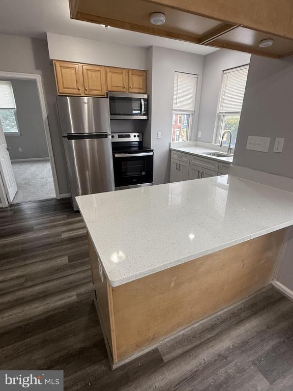 Photo - 2643 E Madison St