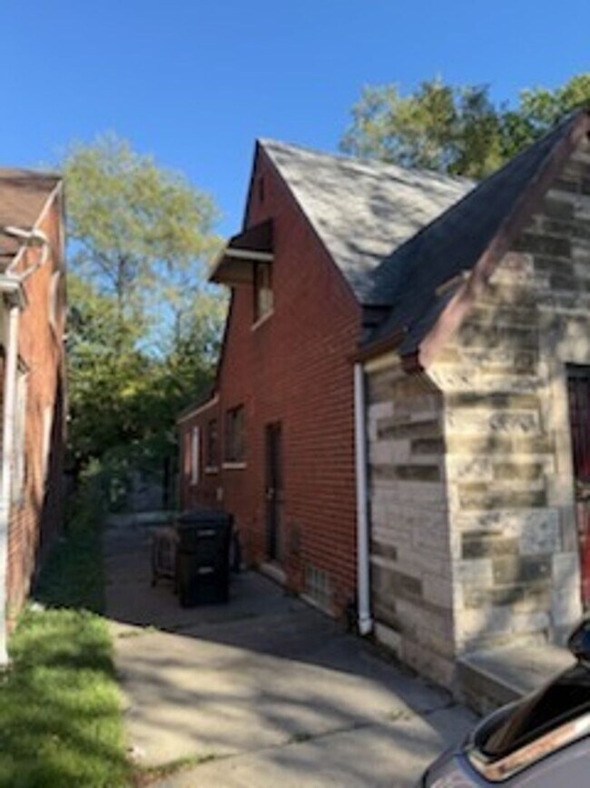16606 Monte Vista St House House Rental in Detroit, MI