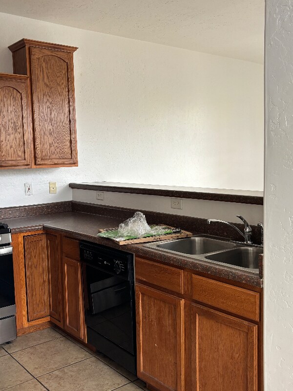 Photo - 1520 E Helen Way