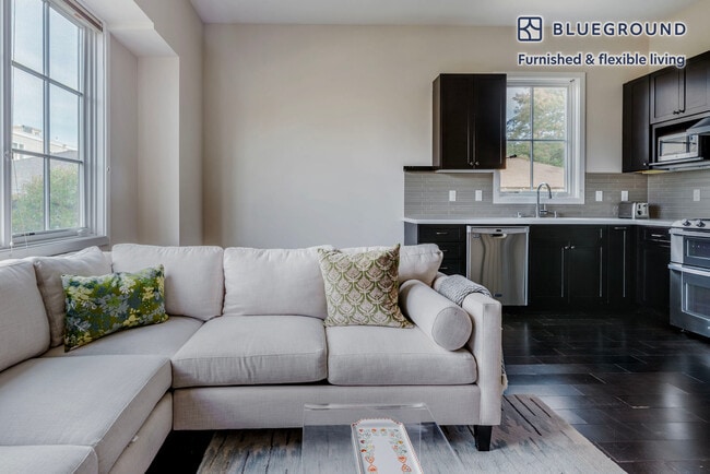 Photo - 1225 Floribunda Ave Unidad FL0-ID1688