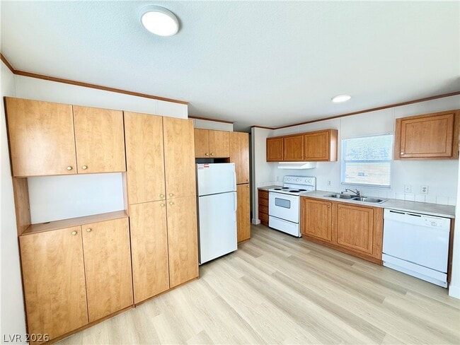 Photo - 4210 E Cheyenne Way