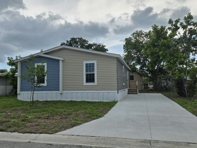 Building Photo - 1219 51st Ave E Rental