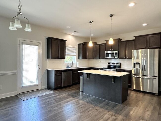 Photo - 263 Union St