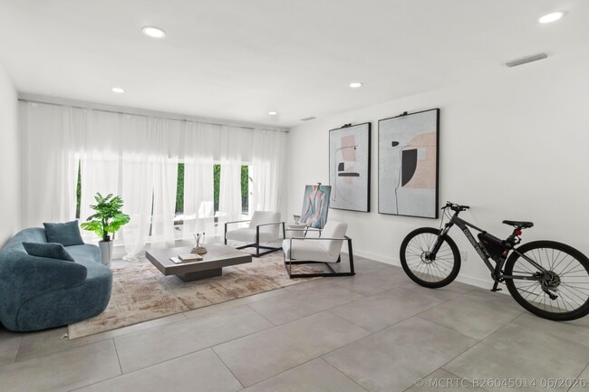 Photo - 21303 NE 18th Pl