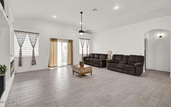 Photo - 12365 Desert Wolf Ave