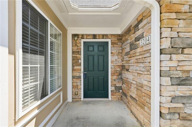 Photo - 3204 Village Ln