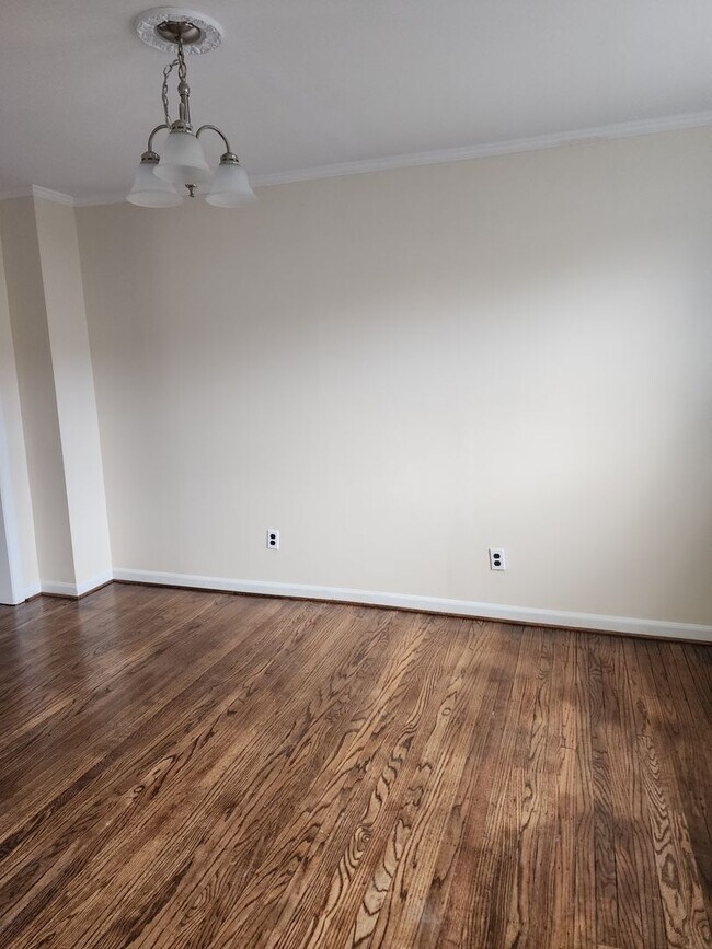 Townhouse in Claymont Area House Rental in Claymont, DE