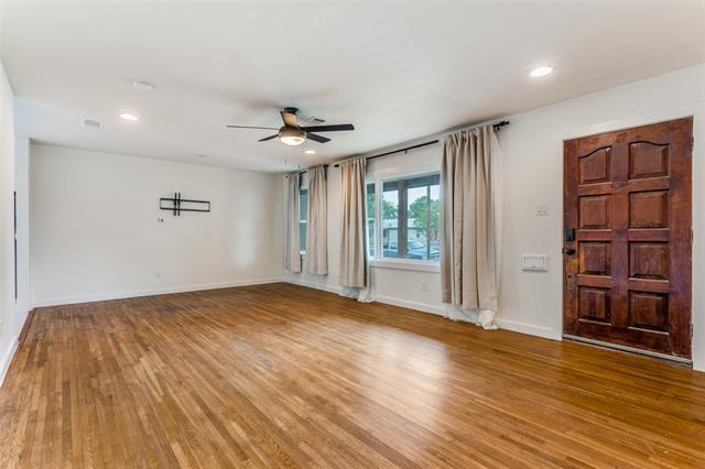 Photo - 5417 Dennis Ave