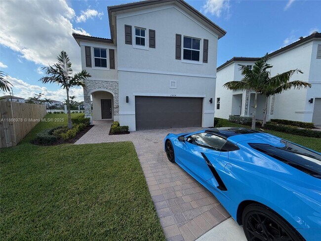 Building Photo - 2464 SE 24th St