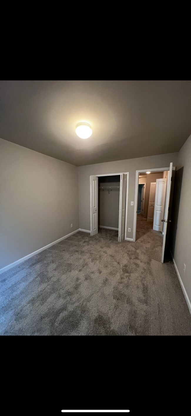 Photo - 465 Mulberry Row